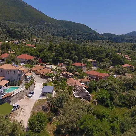 فيلة Panoutsis - Lefkada Sívros